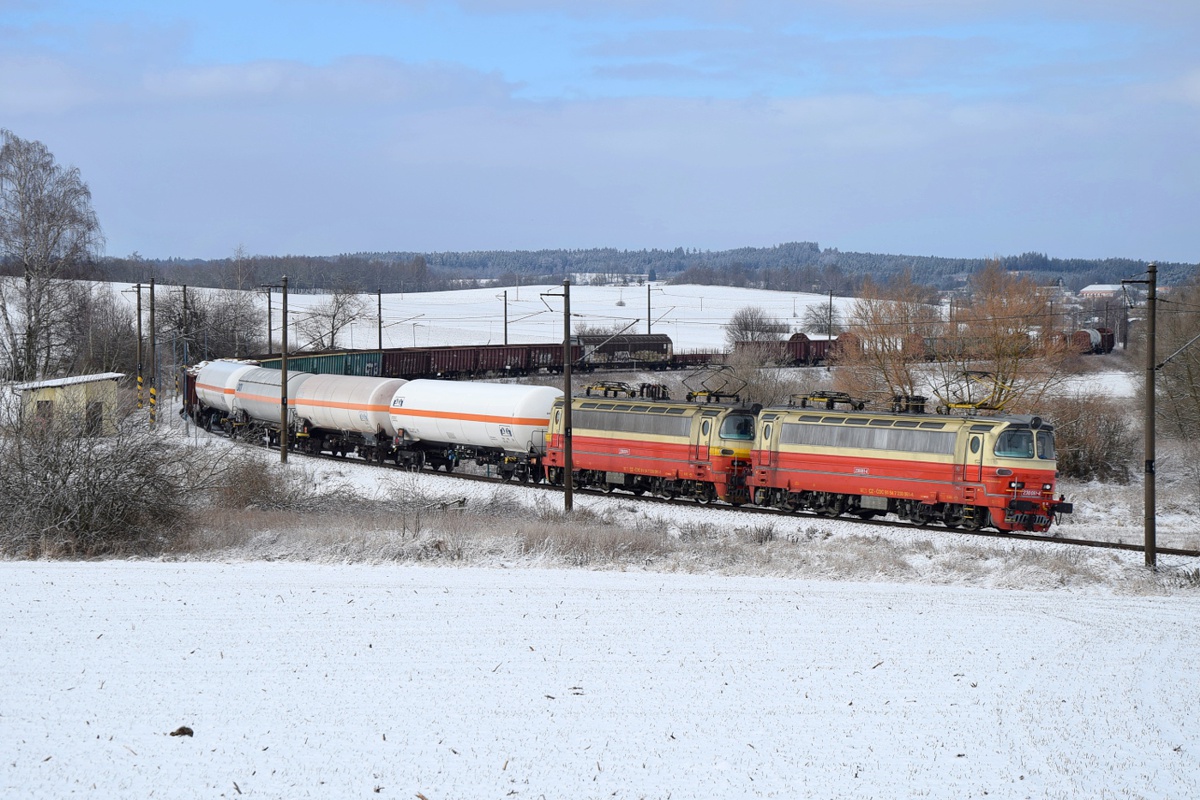 [1200x800] 230061c.jpg