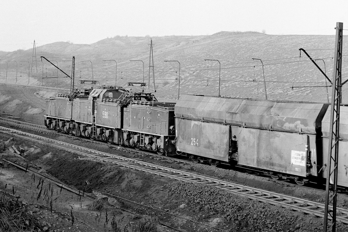 [1200x800] MUS_26Em590a.jpg