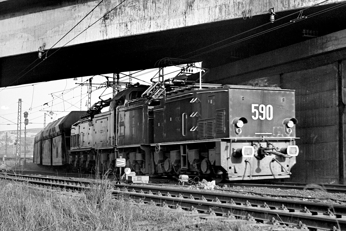 [1200x800] MUS_26Em590c.jpg