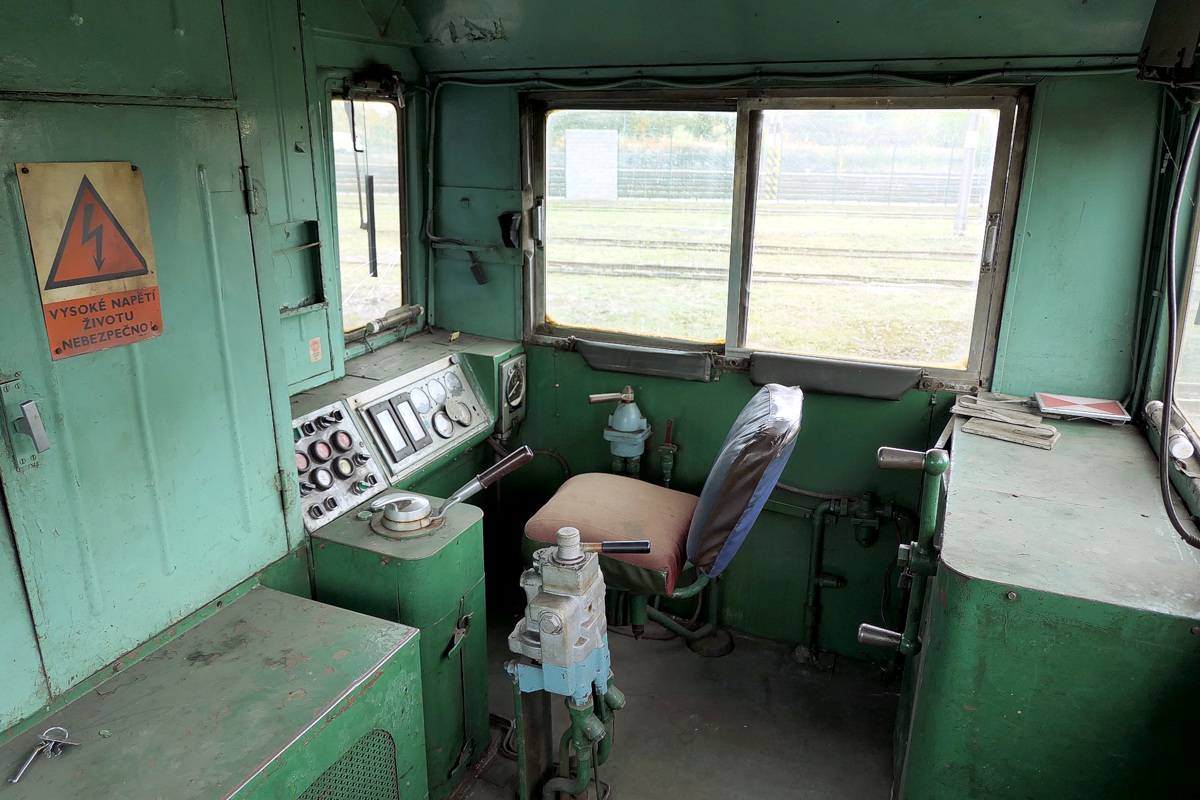 [1200x800] 720001kabi1.jpg